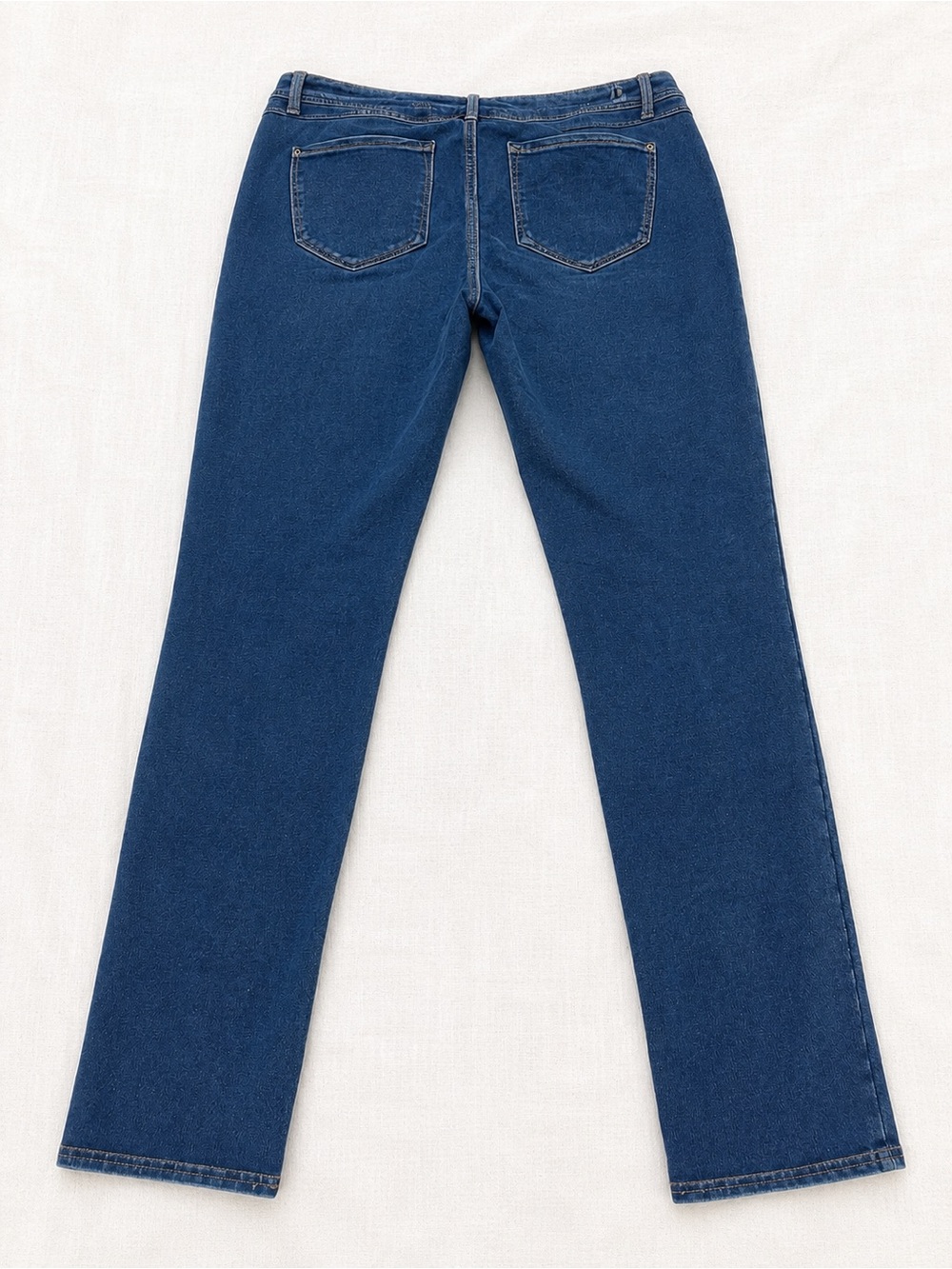 Straight Jeans in Deep Blue Denim - Picture 2 of 3